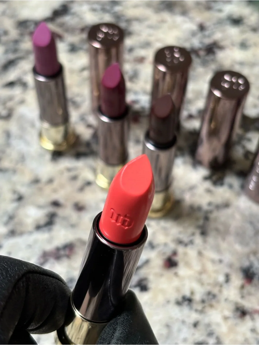 ✨New✨Urban Decay 4 Bundle Lipsticks: Bittersweet, Afterdark, Disturbed, Snitch